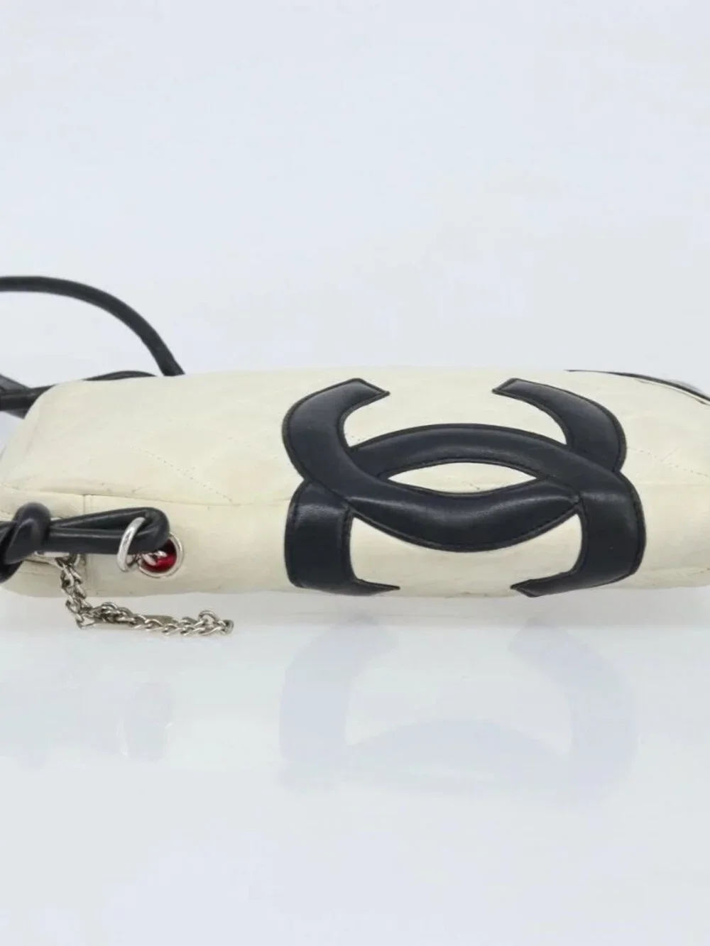 CHANEL Cambon Line Shoulder Bag Lamb Skin White Black CC Auth 172750